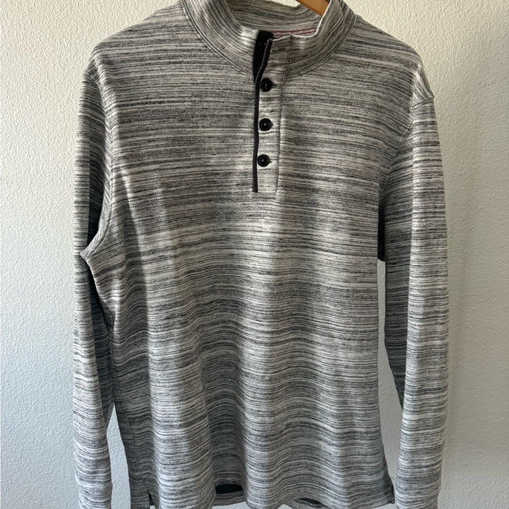 Men's Relwen Gray Henley Shirt - Picture 3 of 3